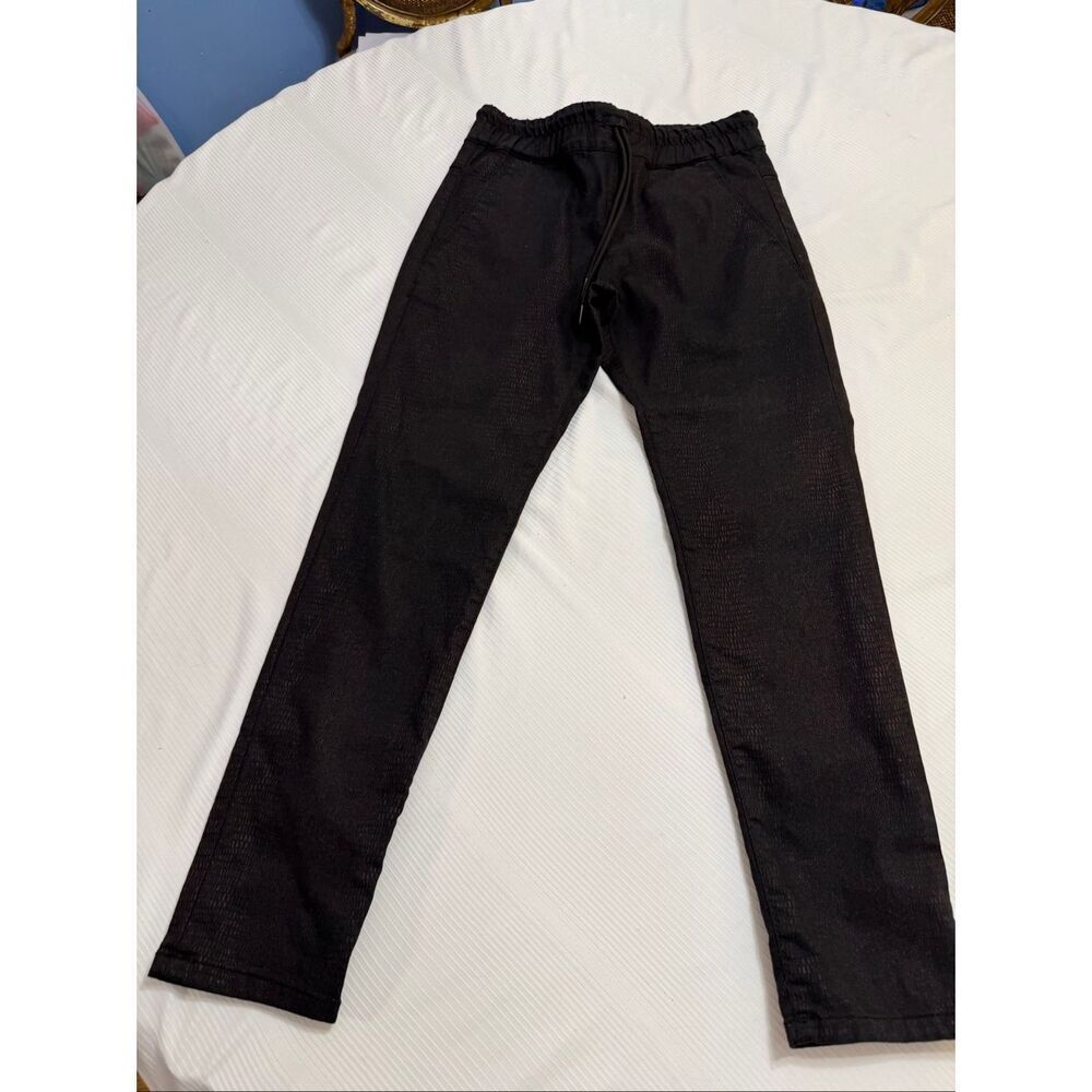 Bevy Flog Women’s Jogger Type Pants With Elastic Waist And Draw String Size 25